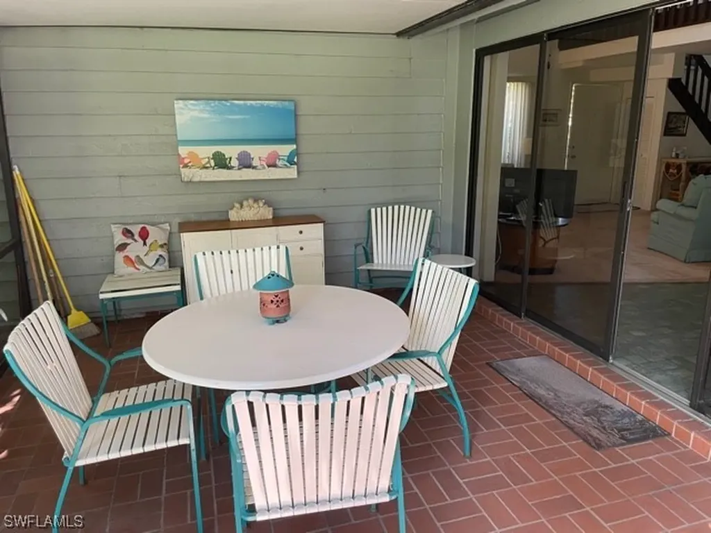 1349 Solana Road Naples FL 34103