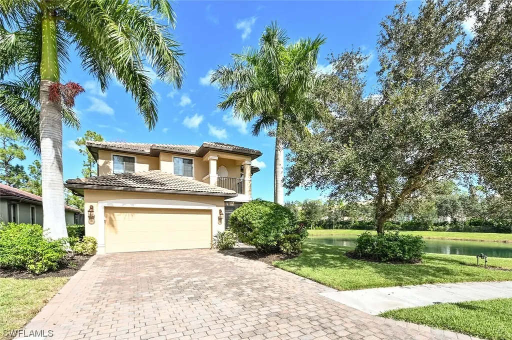 7851 Bucks Run Drive Naples FL 34120