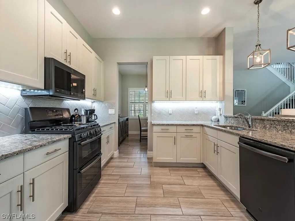 4114 Zelkova Court Naples FL 34119