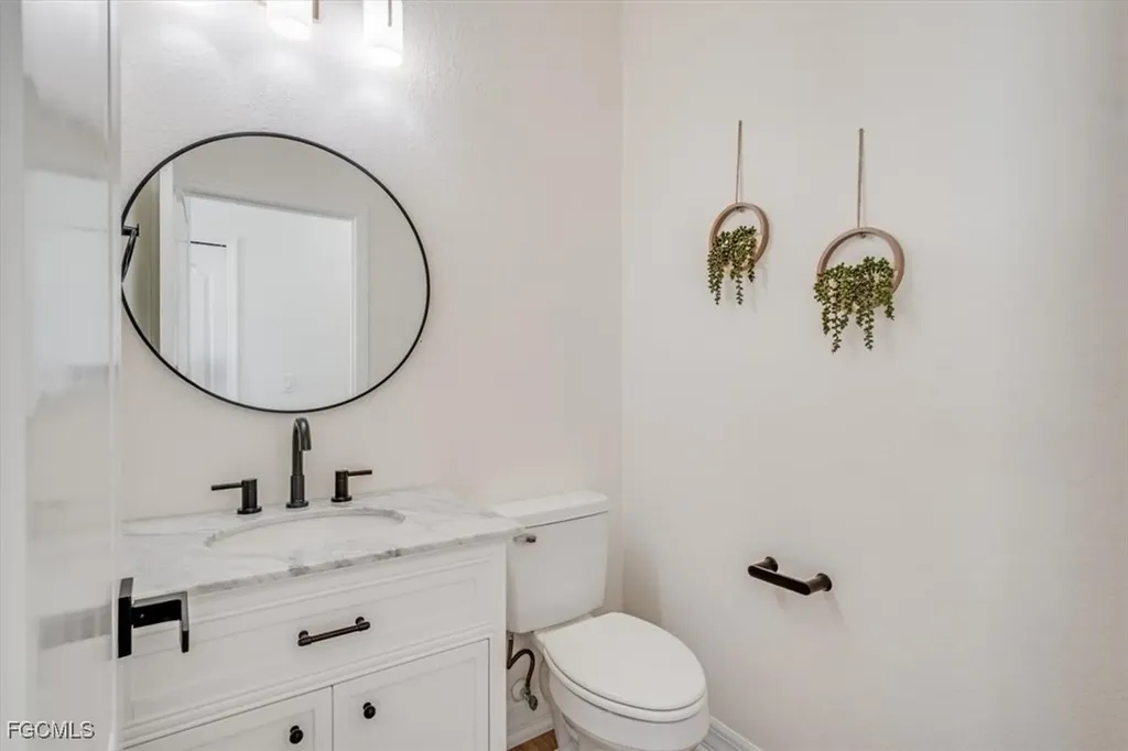 800 NW 36th Avenue Cape Coral FL 33993