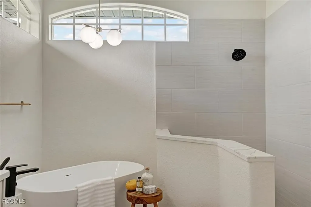 800 NW 36th Avenue Cape Coral FL 33993