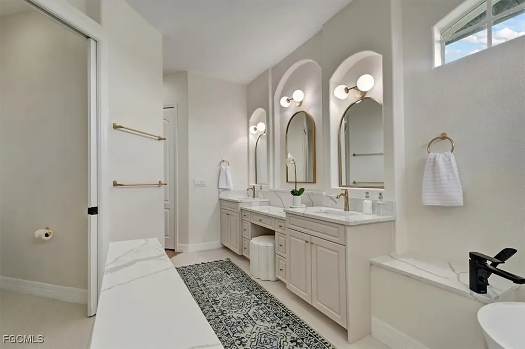 800 NW 36th Avenue Cape Coral FL 33993