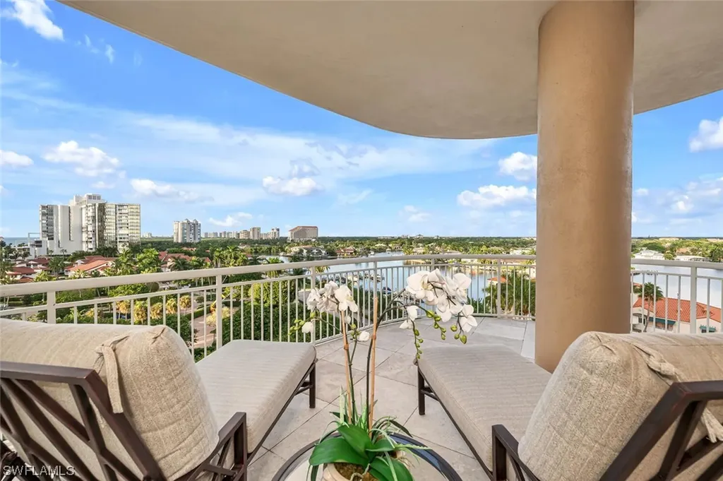 4501 Gulf Shore Boulevard N Naples FL 34103