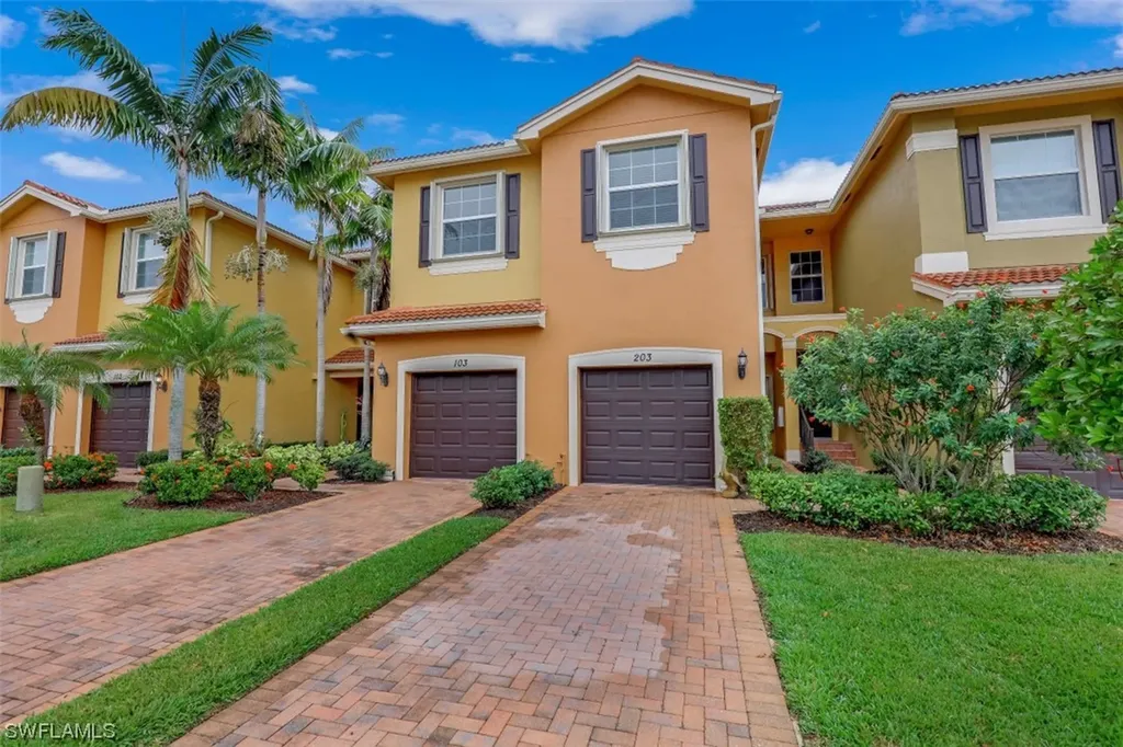 Naples FL, 6536 Monterey Point, Unit 203