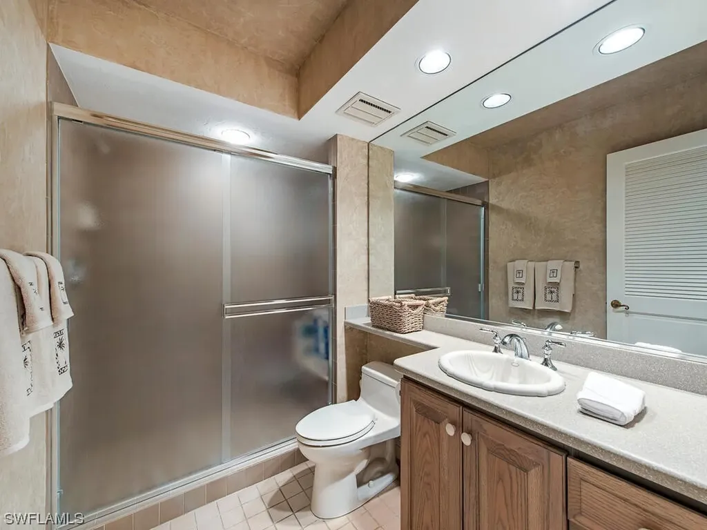 643 Bridgeway Lane Naples FL 34108