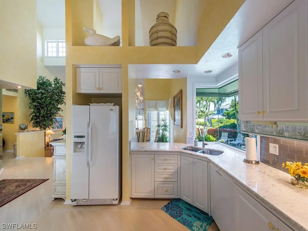 643 Bridgeway Lane Naples FL 34108