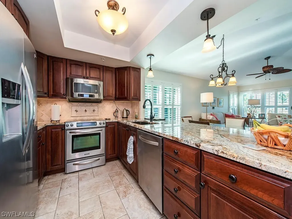 1569 Chesapeake Avenue Naples FL 34102