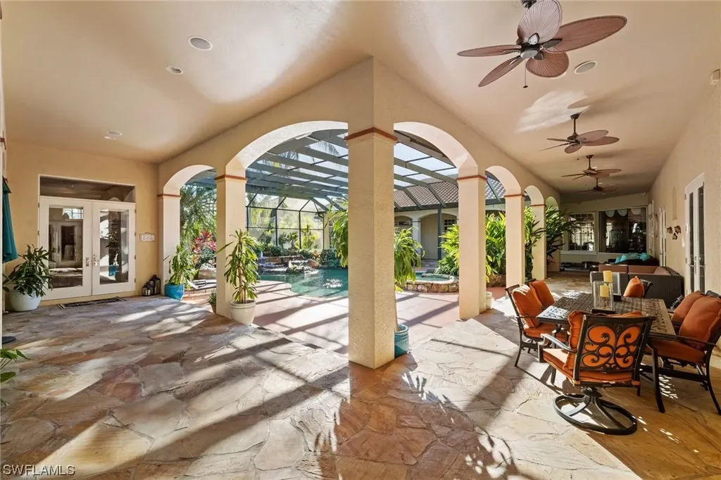 9126 The Lane Naples FL 34109