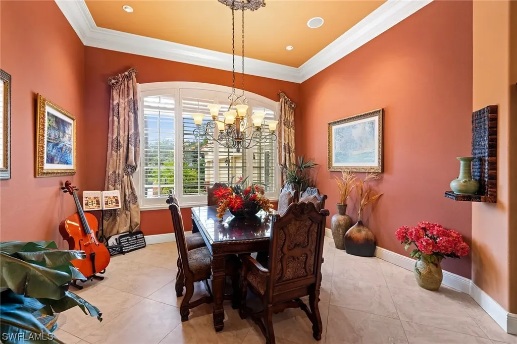 9126 The Lane Naples FL 34109