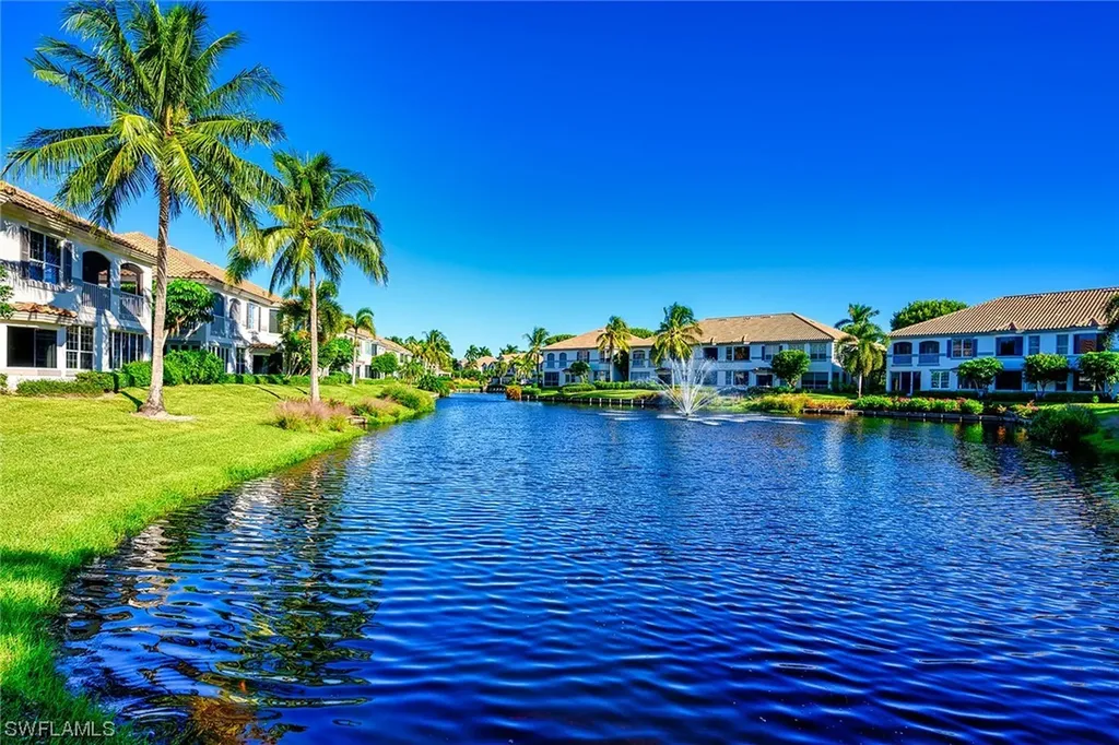 172 Colonade Circle Naples FL 34103