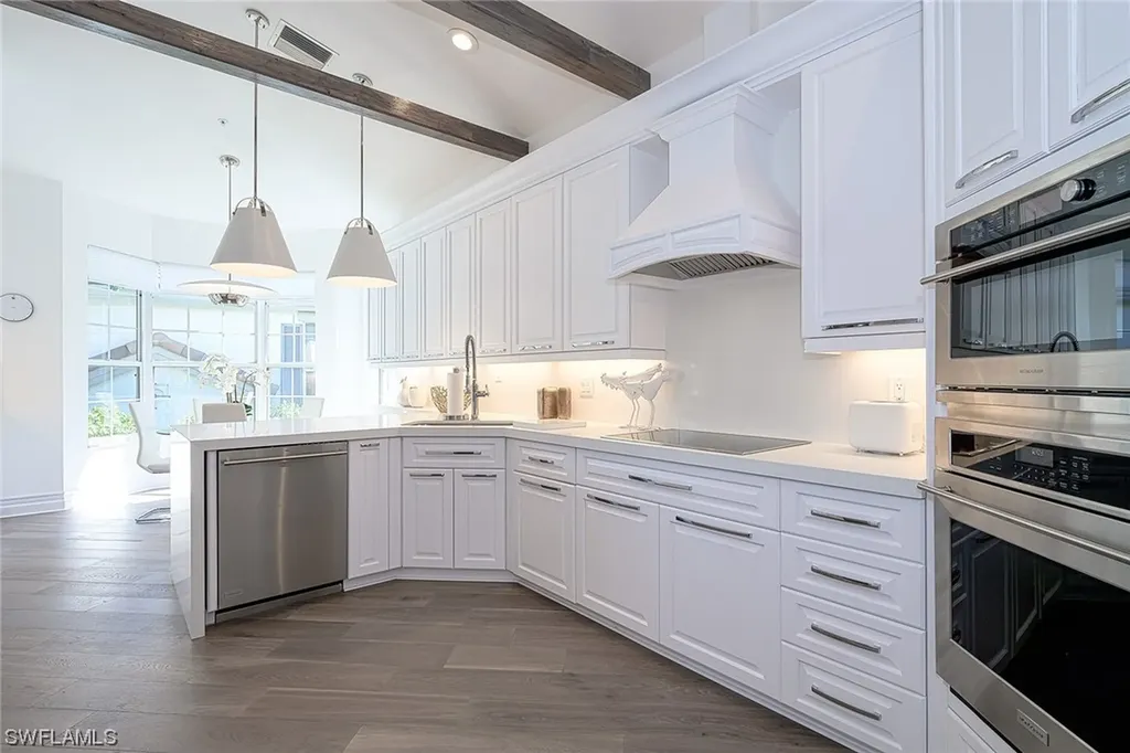 172 Colonade Circle Naples FL 34103