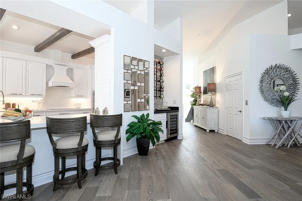 172 Colonade Circle Naples FL 34103