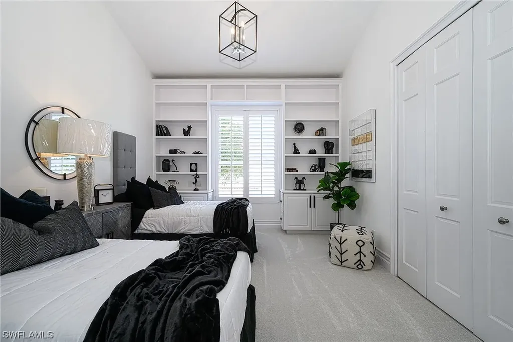 172 Colonade Circle Naples FL 34103