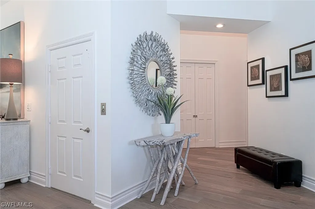 172 Colonade Circle Naples FL 34103