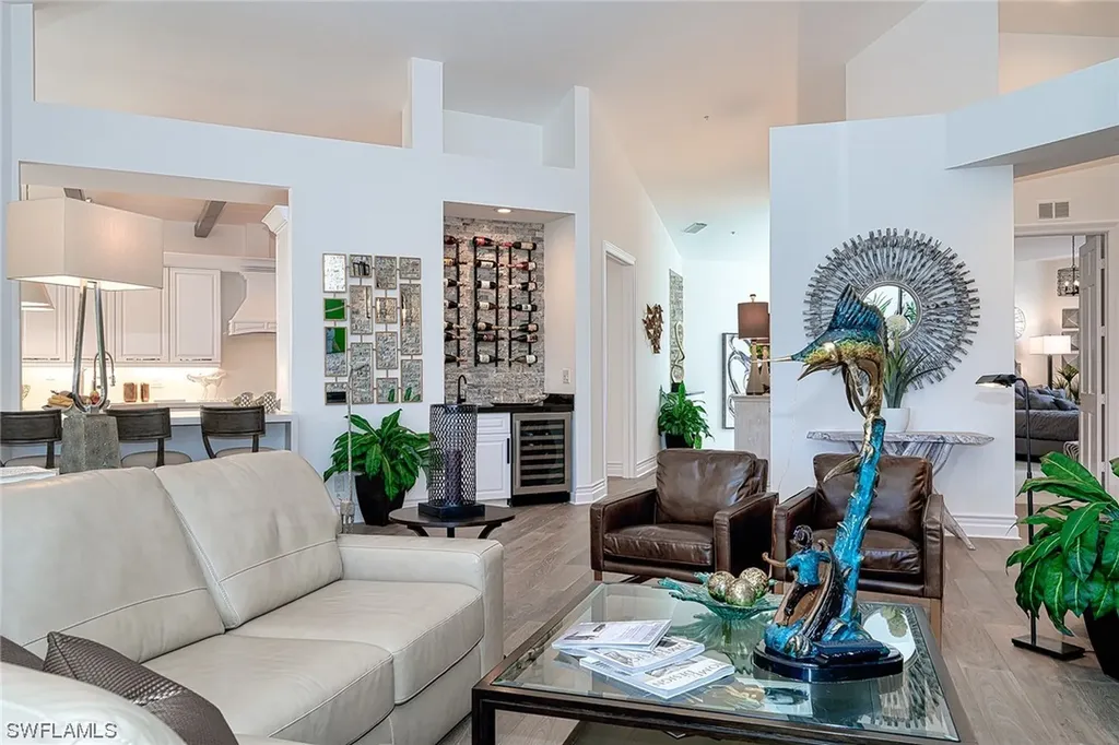 172 Colonade Circle Naples FL 34103