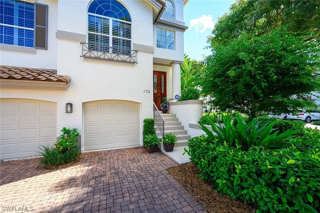 172 Colonade Circle Naples FL 34103