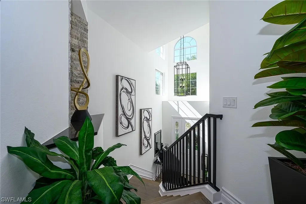172 Colonade Circle Naples FL 34103