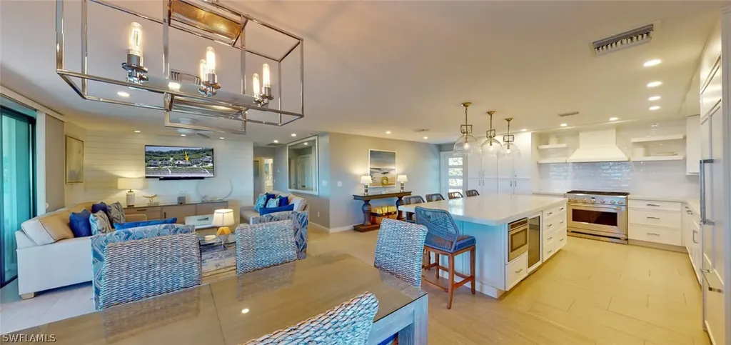 20 Beach Homes Captiva FL 33924