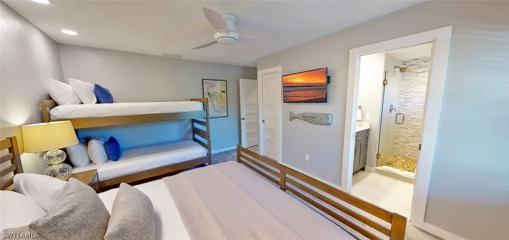 20 Beach Homes Captiva FL 33924