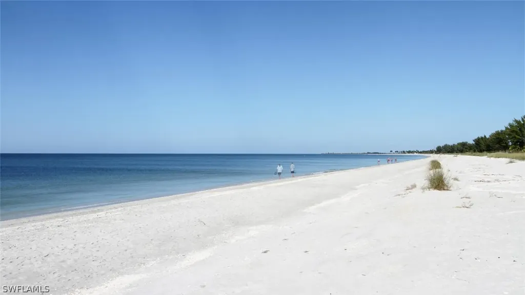 20 Beach Homes Captiva FL 33924