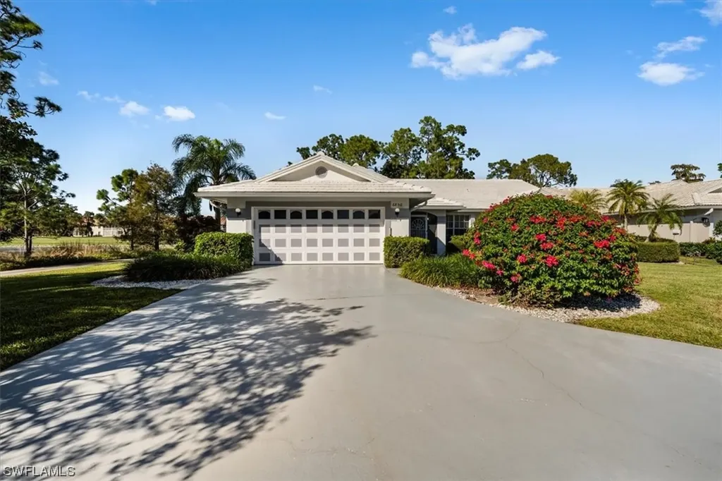 6850 Chartwell Lane Naples FL 34104
