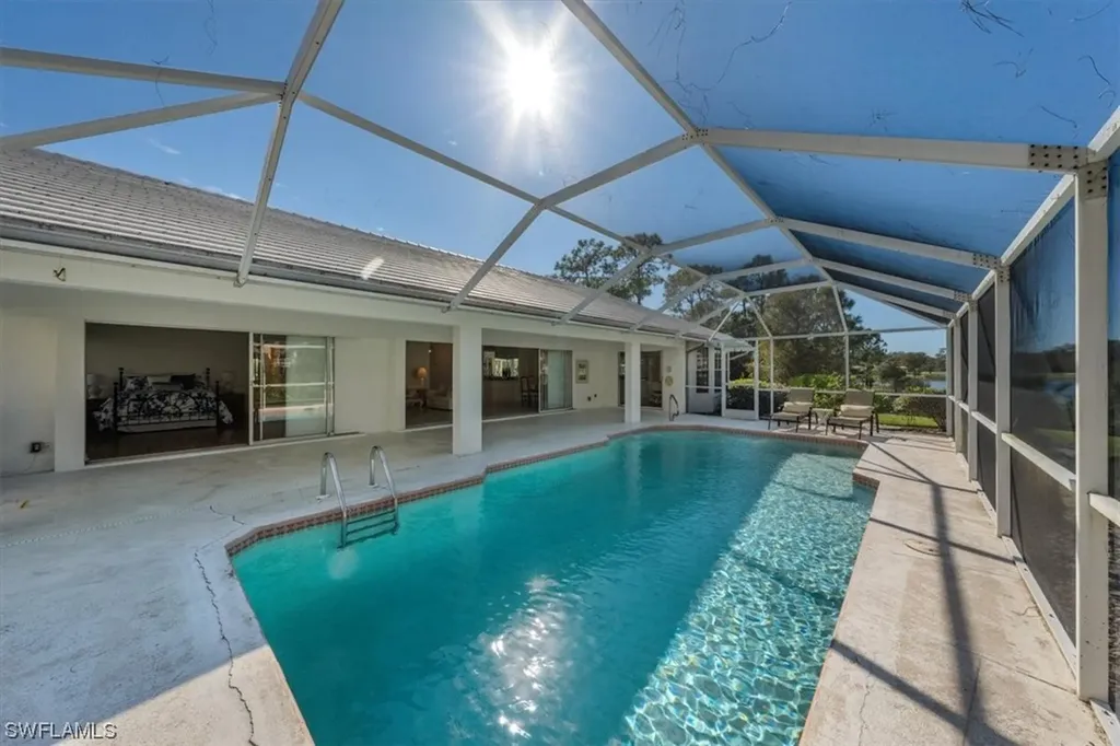 6850 Chartwell Lane Naples FL 34104