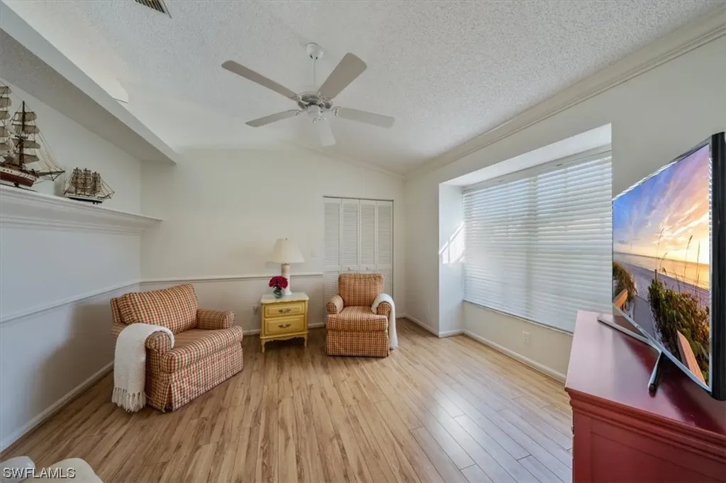 6850 Chartwell Lane Naples FL 34104