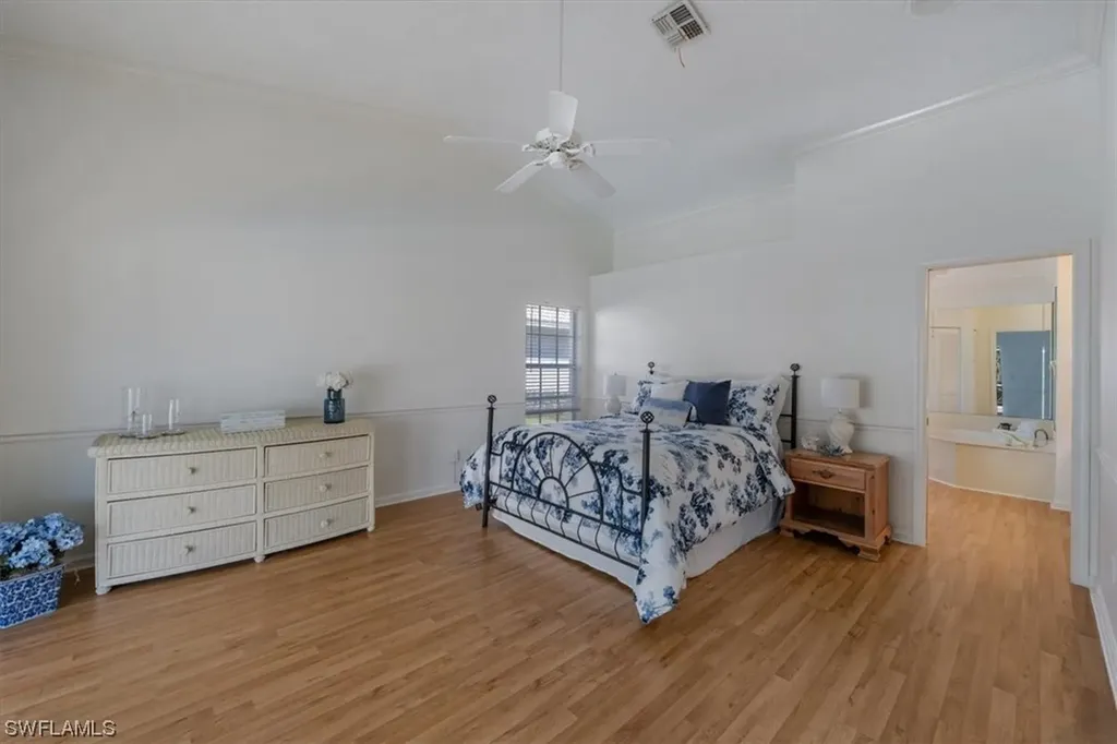 6850 Chartwell Lane Naples FL 34104