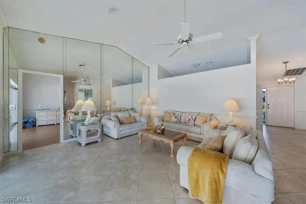 6850 Chartwell Lane Naples FL 34104