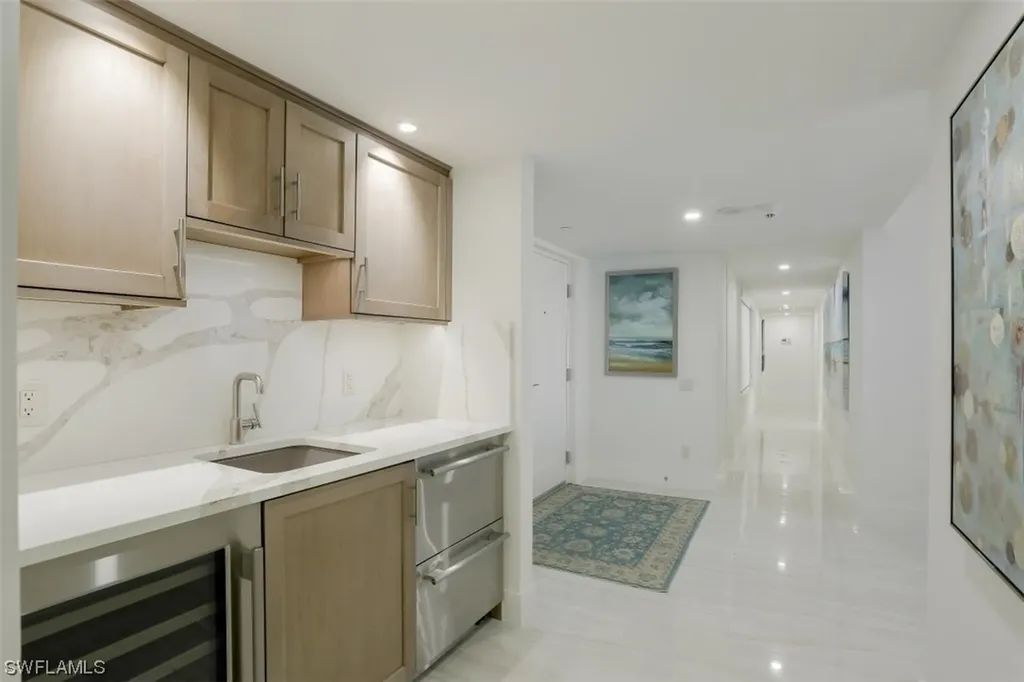 4401 Gulf Shore Boulevard N Naples FL 34103