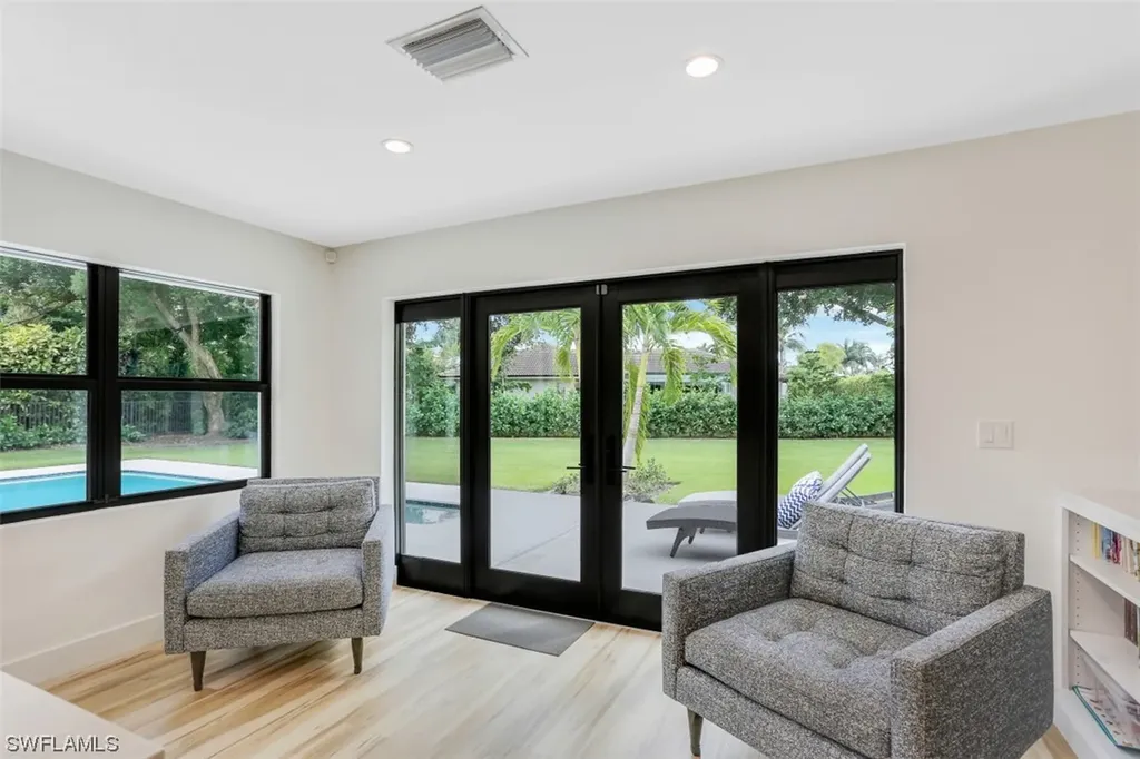 438 Devils Lane Naples FL 34103