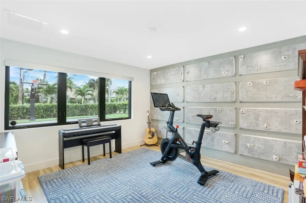 438 Devils Lane Naples FL 34103