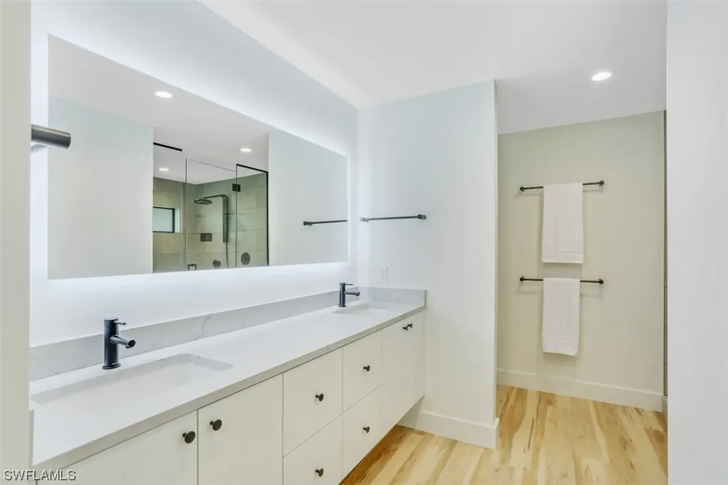 438 Devils Lane Naples FL 34103