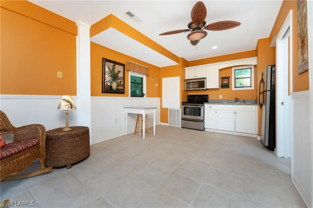 2391 Banana Street St. James City FL 33956