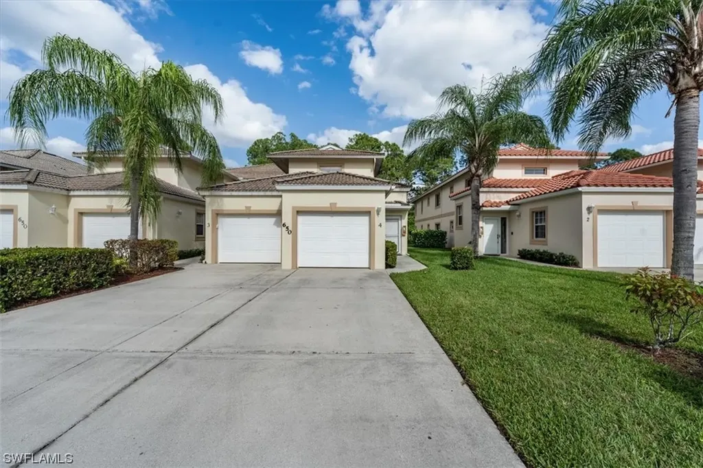 650 Luisa Lane Naples FL 34104