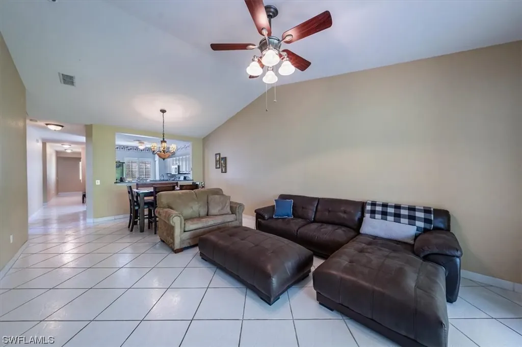 650 Luisa Lane Naples FL 34104