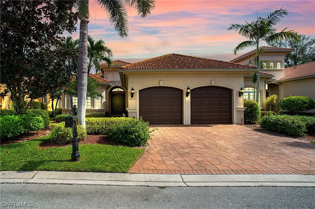 5957 Hammock Isle Circle Naples FL 34119