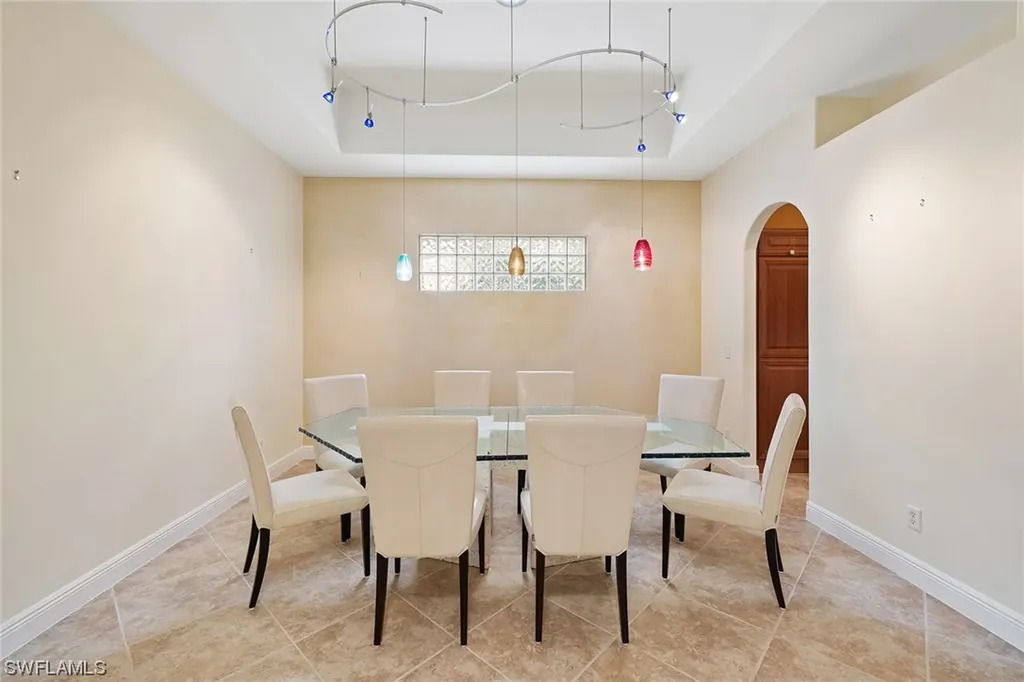 5592 Hammock Isle Drive Naples FL 34119