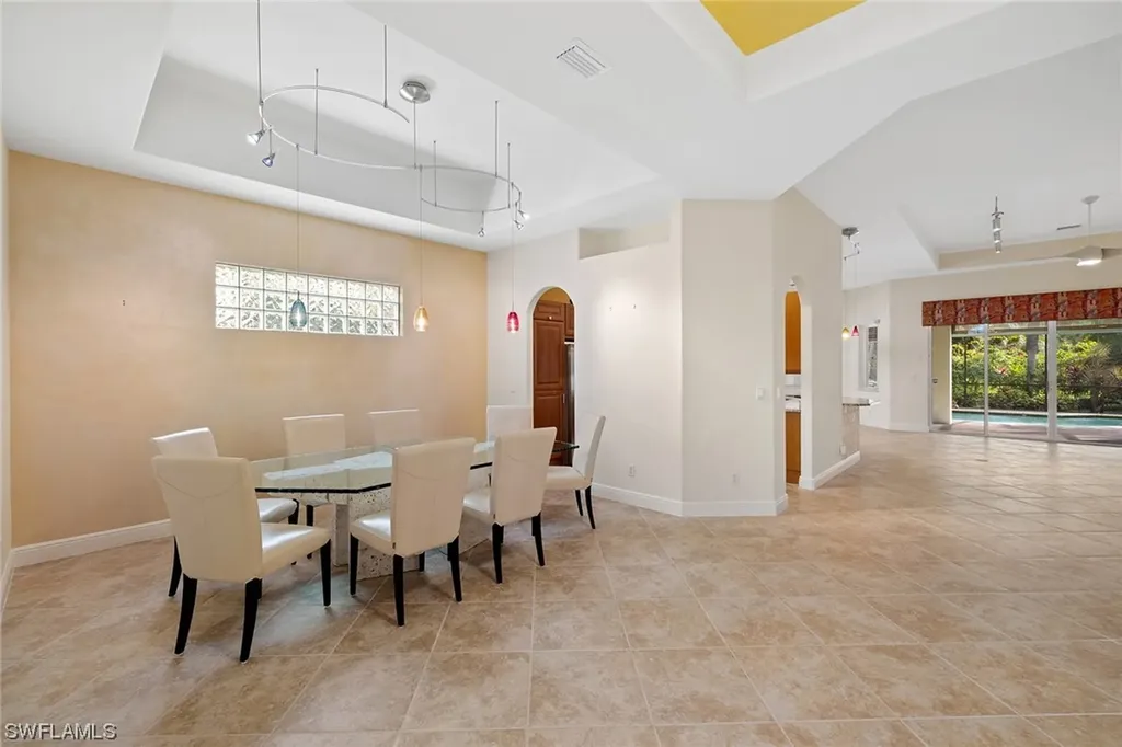 5592 Hammock Isle Drive Naples FL 34119