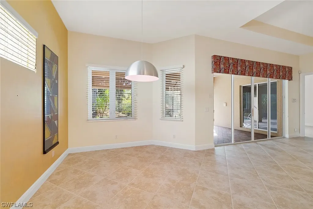 5592 Hammock Isle Drive Naples FL 34119