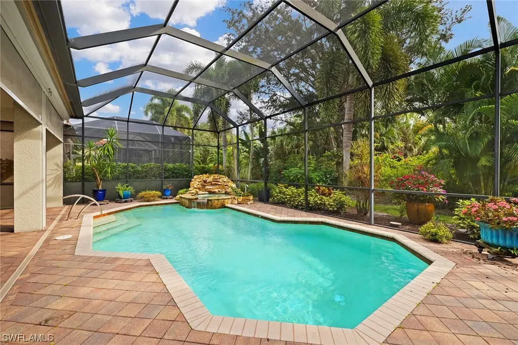 5592 Hammock Isle Drive Naples FL 34119