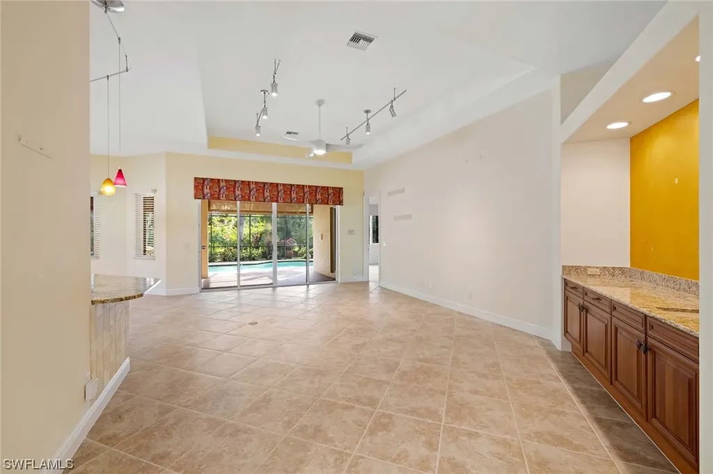 5592 Hammock Isle Drive Naples FL 34119