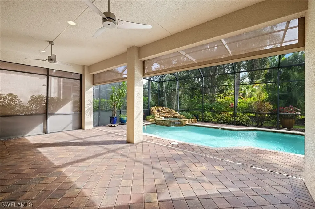 5592 Hammock Isle Drive Naples FL 34119