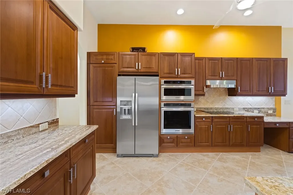 5592 Hammock Isle Drive Naples FL 34119