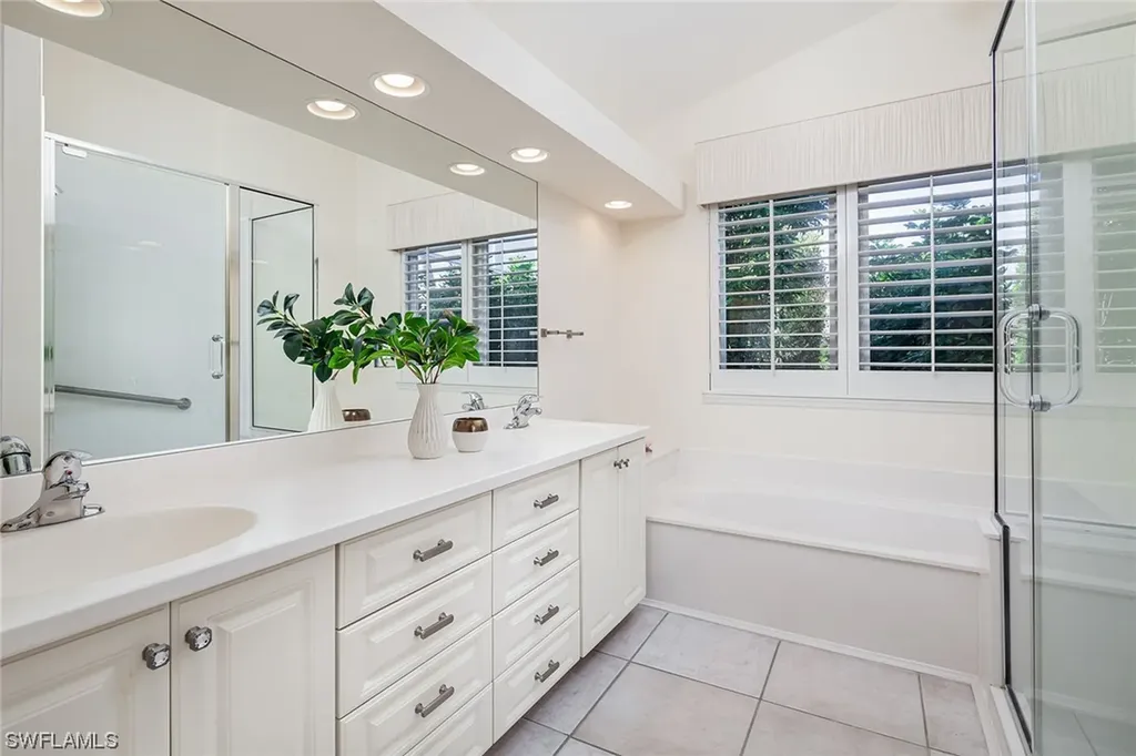 703 Heathery Lane Naples FL 34108