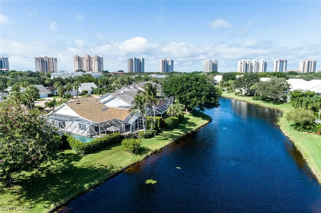 703 Heathery Lane Naples FL 34108