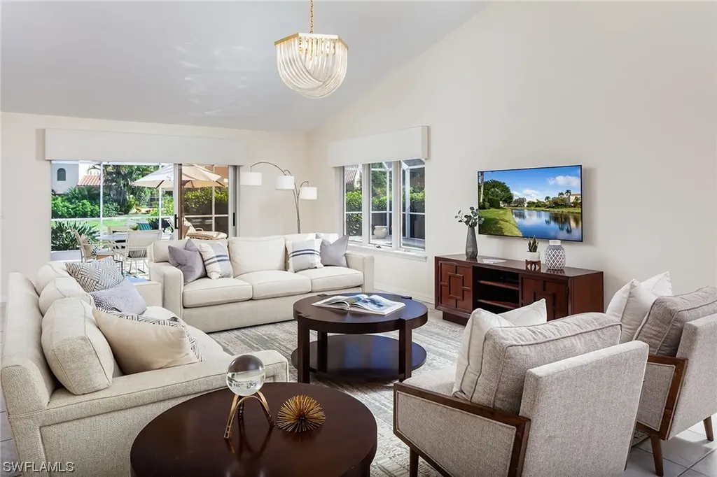 703 Heathery Lane Naples FL 34108