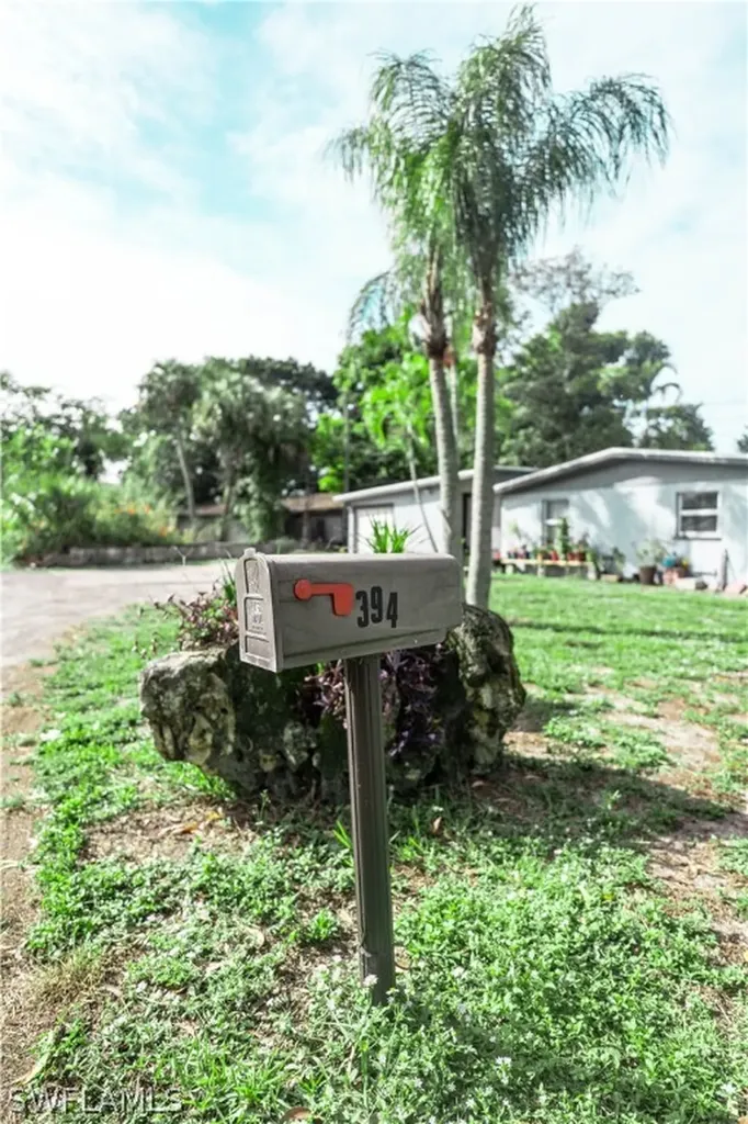 394 Alta Vista Avenue Fort Myers FL 33905