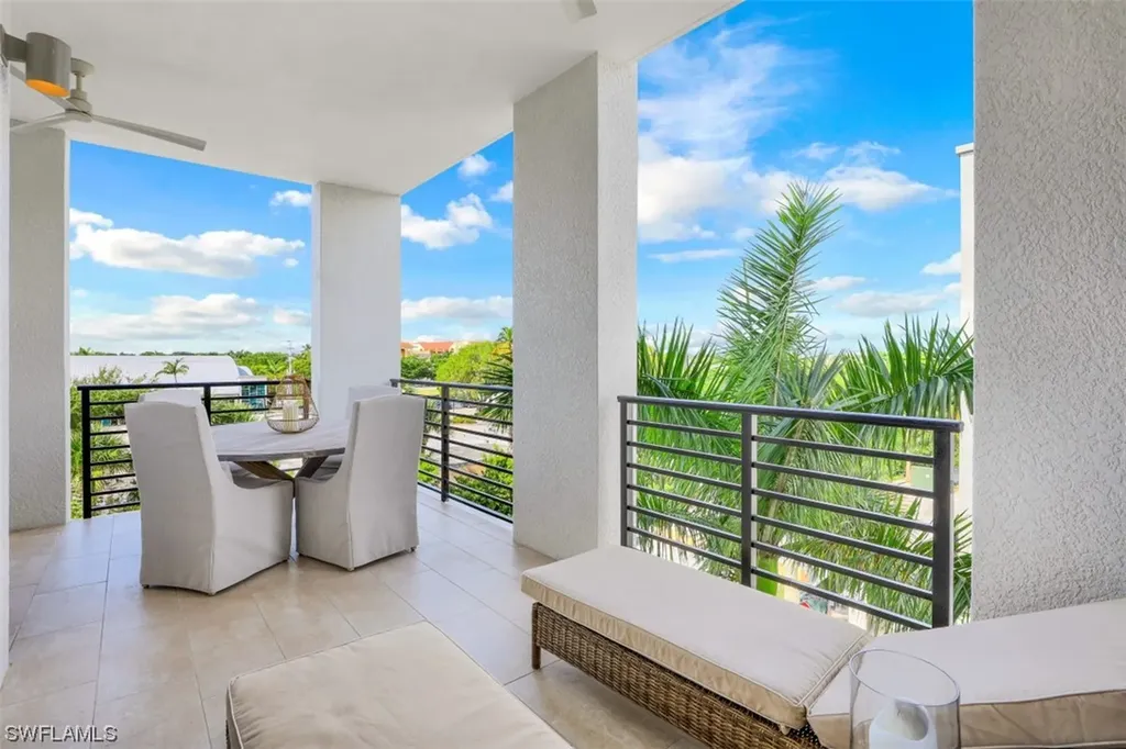 1111 Central Avenue Naples FL 34102