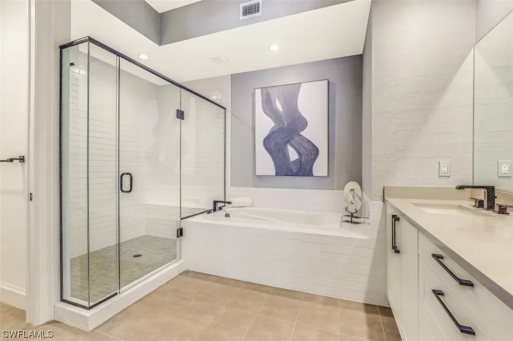 1111 Central Avenue Naples FL 34102